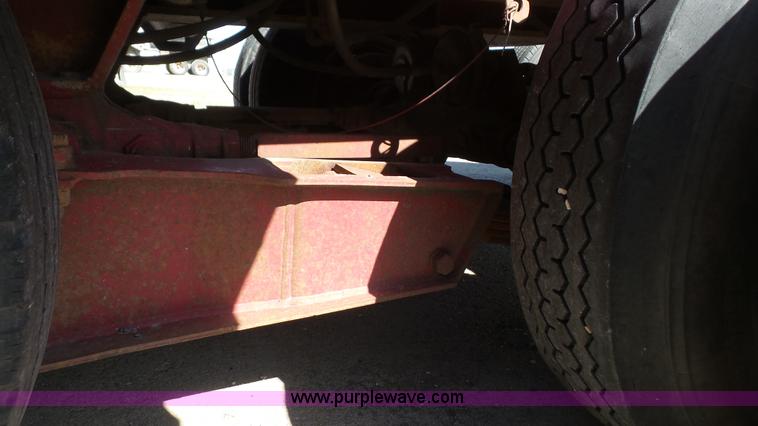 image for item K5098 1978 Load King 353DFD equipment trailer