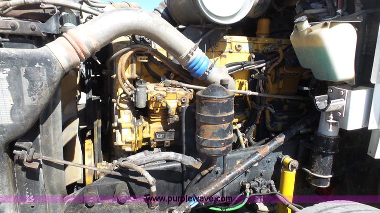 image for item K5101 1995 Kenworth T600B semi truck