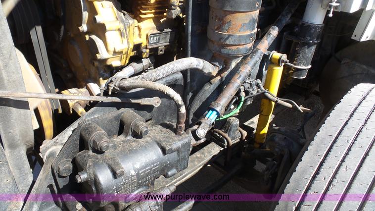 image for item K5101 1995 Kenworth T600B semi truck