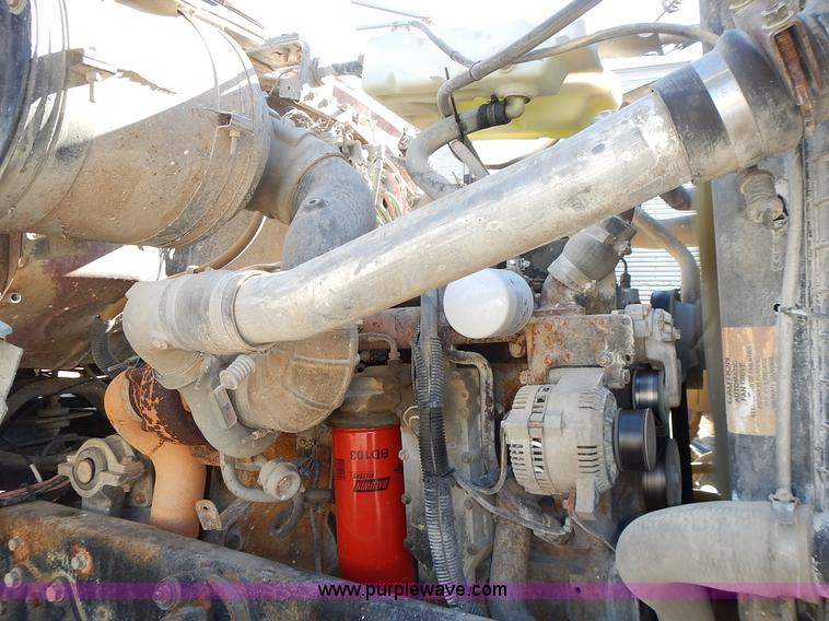 image for item K5105 1993 Ford LT8000 dump truck