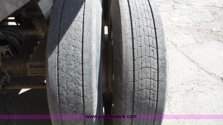 image for item K5106 2001 CPS end dump trailer