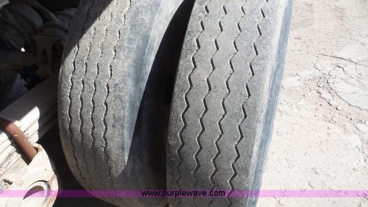 image for item K5106 2001 CPS end dump trailer