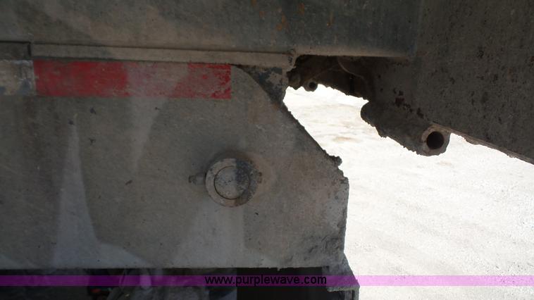 image for item K5106 2001 CPS end dump trailer