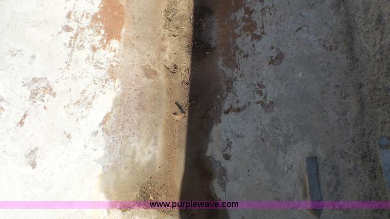 image for item K5106 2001 CPS end dump trailer