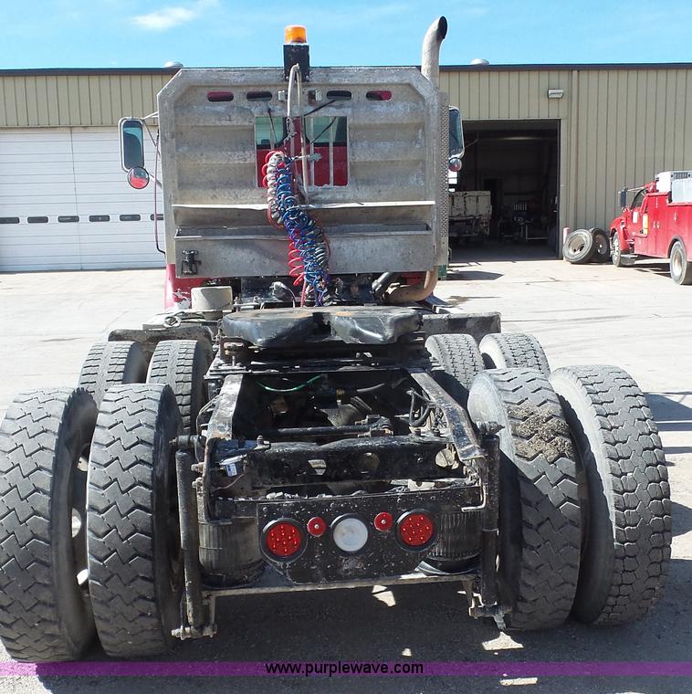 image for item K5109 2000 Sterling AT9513 semi truck