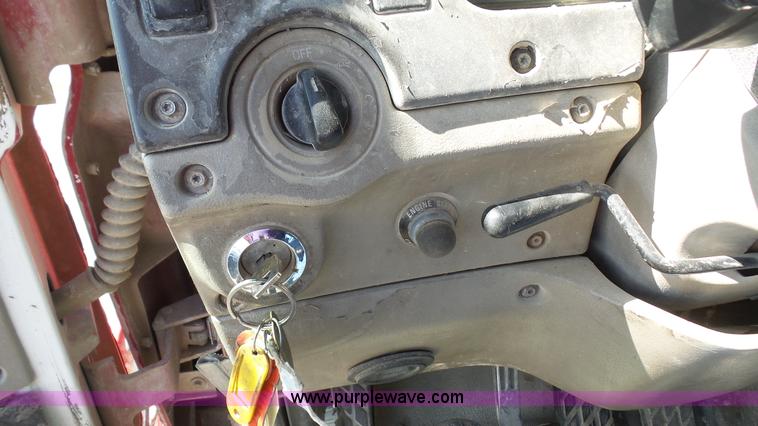 image for item K5109 2000 Sterling AT9513 semi truck