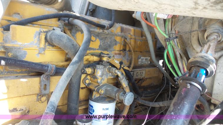 image for item K5109 2000 Sterling AT9513 semi truck