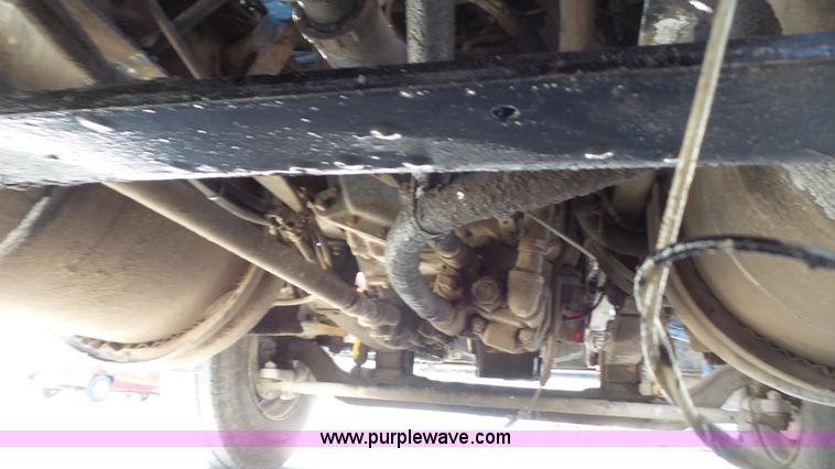 image for item K5109 2000 Sterling AT9513 semi truck