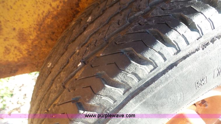 image for item K5114 1996 Kiefer poly pipe trailer