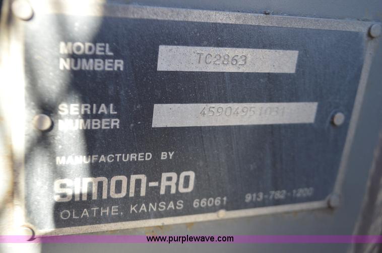 image for item K5453 1995 Ford F800 crane truck