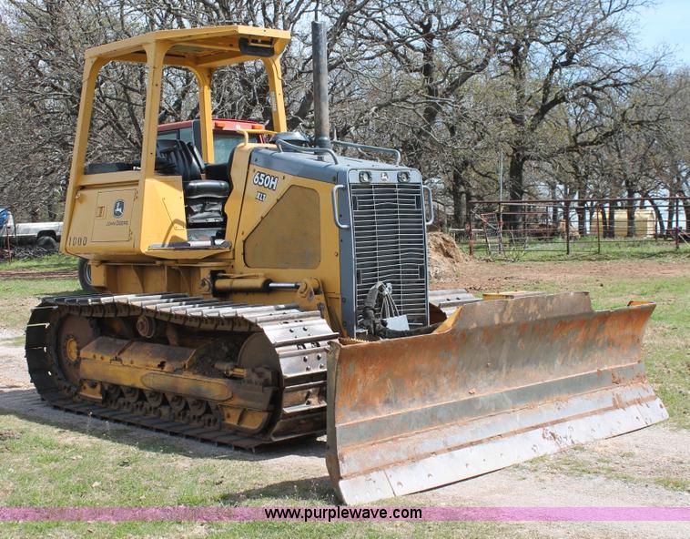image for item K8996 2004 John Deere 650H XLT dozer
