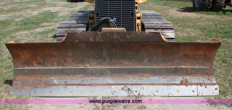 image for item K8996 2004 John Deere 650H XLT dozer