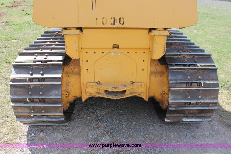 image for item K8996 2004 John Deere 650H XLT dozer