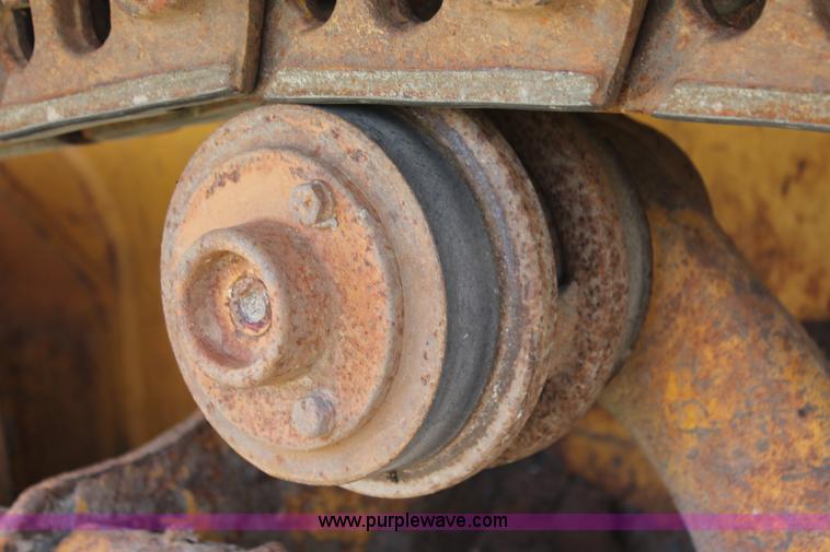 image for item K8996 2004 John Deere 650H XLT dozer