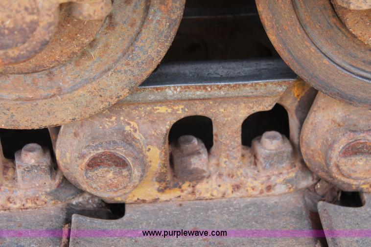 image for item K8996 2004 John Deere 650H XLT dozer