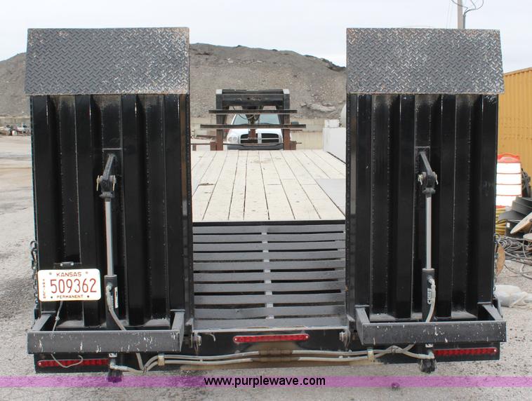 image for item L2331 2002 Mongoose equipment trailer