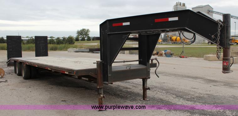 image for item L2331 2002 Mongoose equipment trailer