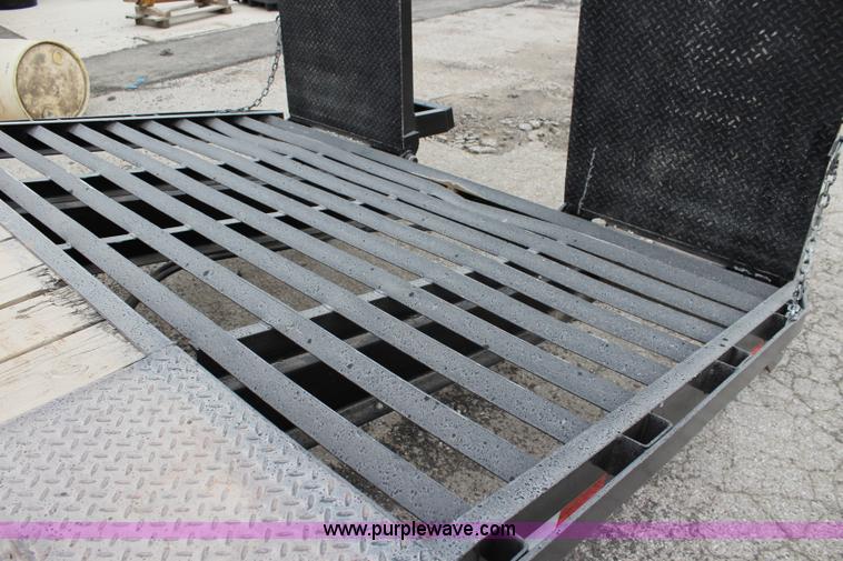 image for item L2331 2002 Mongoose equipment trailer