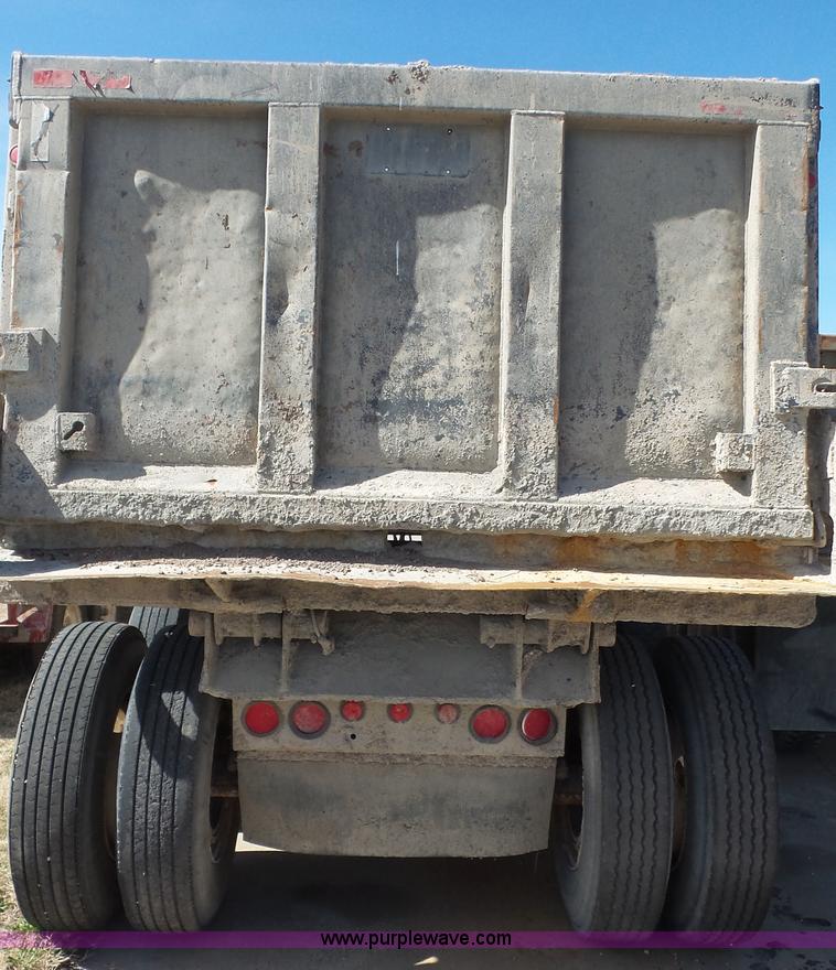 image for item L3624 1998 Hilbilt end dump trailer