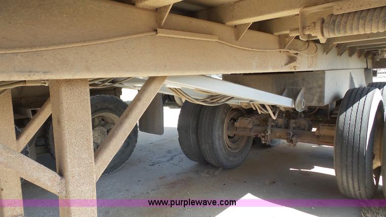 image for item L3624 1998 Hilbilt end dump trailer