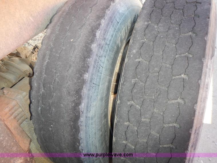 image for item L3624 1998 Hilbilt end dump trailer