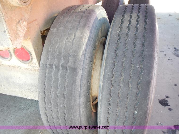 image for item L3624 1998 Hilbilt end dump trailer