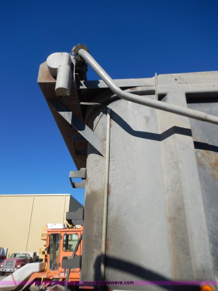 image for item L3624 1998 Hilbilt end dump trailer