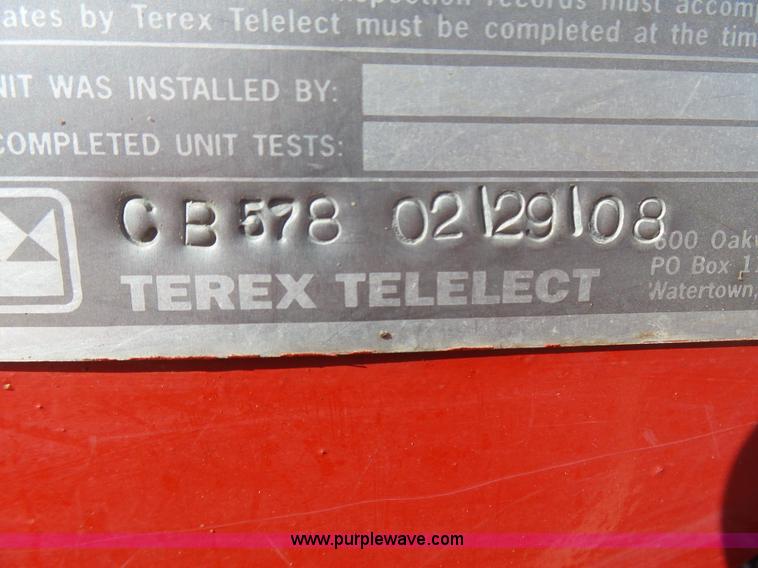 image for item L5437 2005 International DuraStar 4300 bucket truck