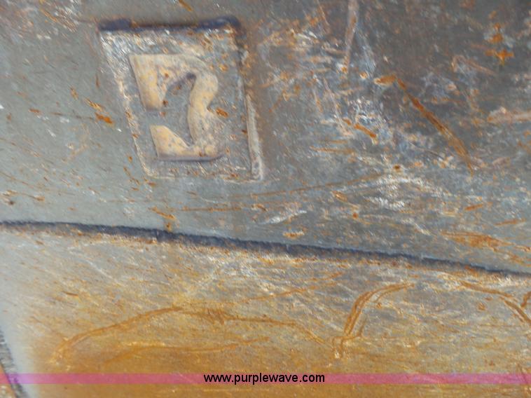 image for item L5466 1986 Caterpillar 966D wheel loader