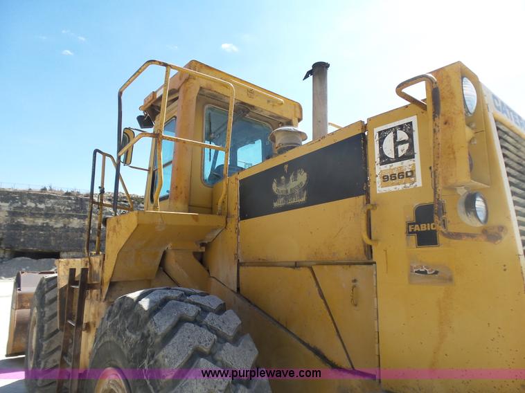 image for item L5466 1986 Caterpillar 966D wheel loader