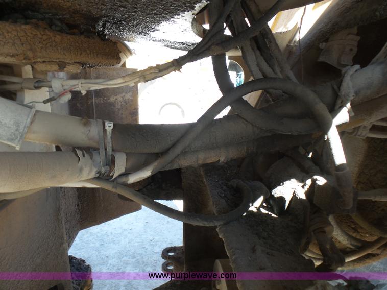 image for item L5466 1986 Caterpillar 966D wheel loader