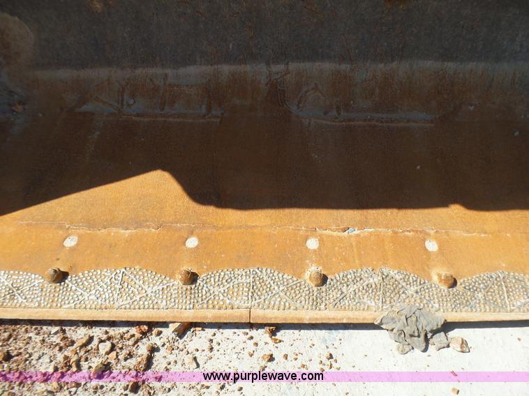 image for item L5466 1986 Caterpillar 966D wheel loader