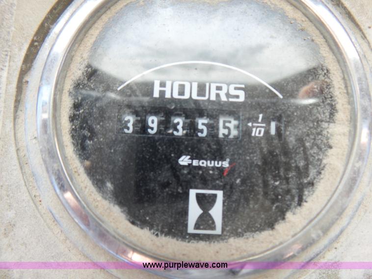 image for item L5466 1986 Caterpillar 966D wheel loader