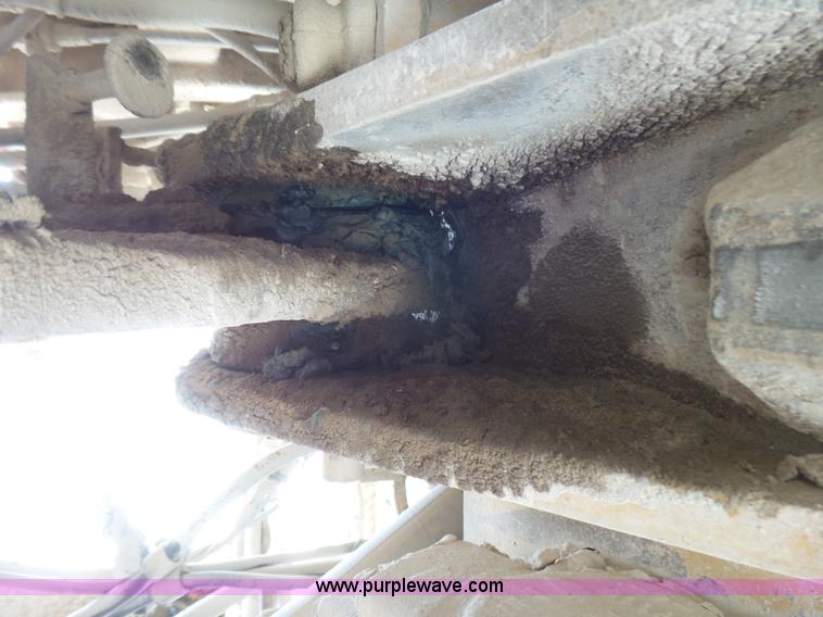 image for item L5467 1982 Caterpillar 950B wheel loader