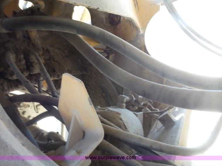 image for item L5467 1982 Caterpillar 950B wheel loader