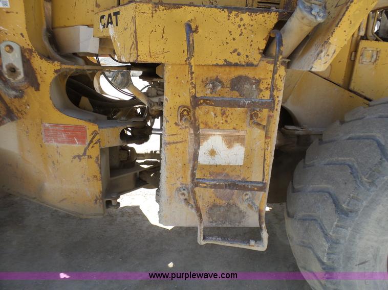 image for item L5467 1982 Caterpillar 950B wheel loader