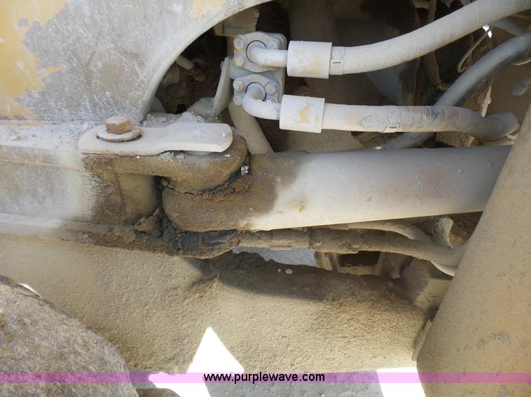 image for item L5467 1982 Caterpillar 950B wheel loader