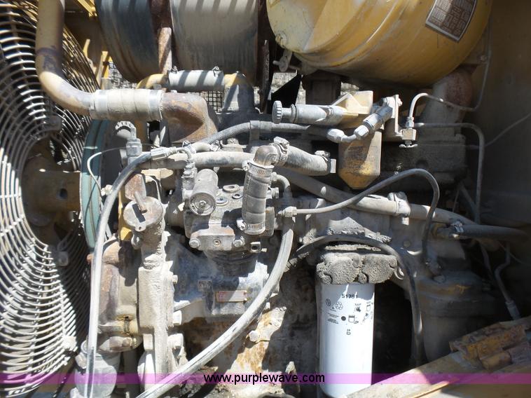 image for item L5467 1982 Caterpillar 950B wheel loader