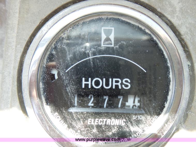 image for item L5467 1982 Caterpillar 950B wheel loader