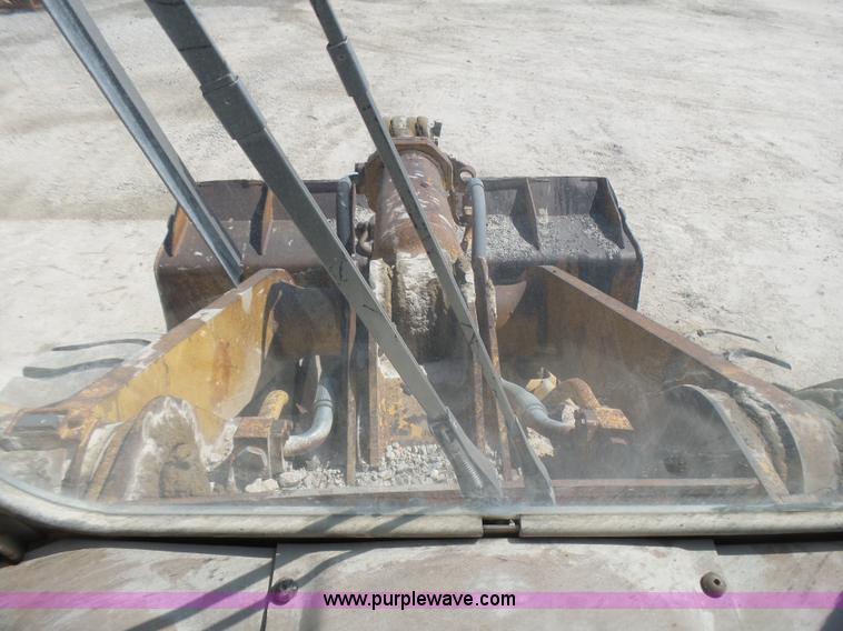 image for item L5467 1982 Caterpillar 950B wheel loader