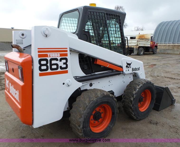 image for item L5593 2001 Bobcat 863 Turbo skid steer