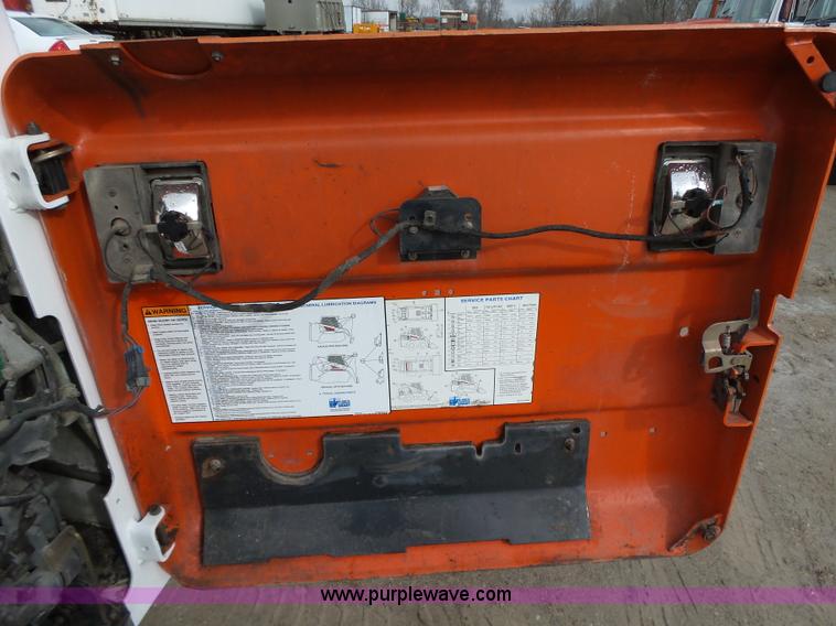image for item L5593 2001 Bobcat 863 Turbo skid steer