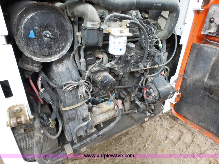 image for item L5595 2007 Bobcat S250 skid steer