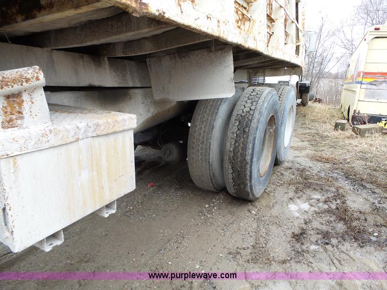 image for item L5600 1979 Ford 8000 dump truck