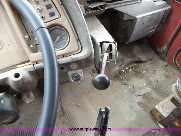 image for item L5600 1979 Ford 8000 dump truck