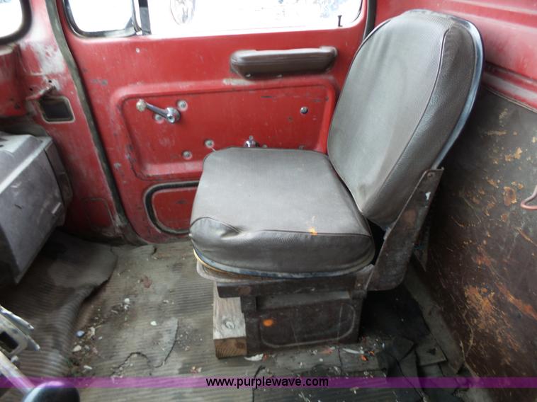 image for item L5600 1979 Ford 8000 dump truck