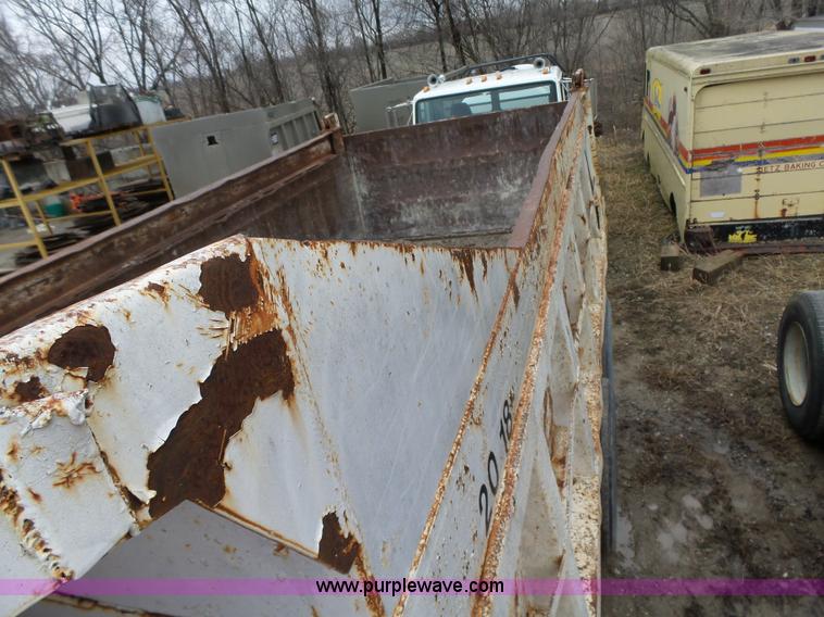 image for item L5600 1979 Ford 8000 dump truck