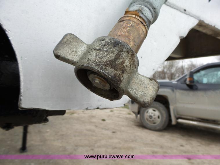 image for item L5625 1992 Fruehauf end dump trailer