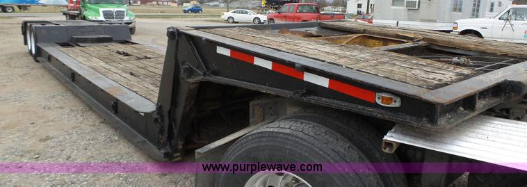 image for item L5629 1974 Contract-mfg equipment trailer