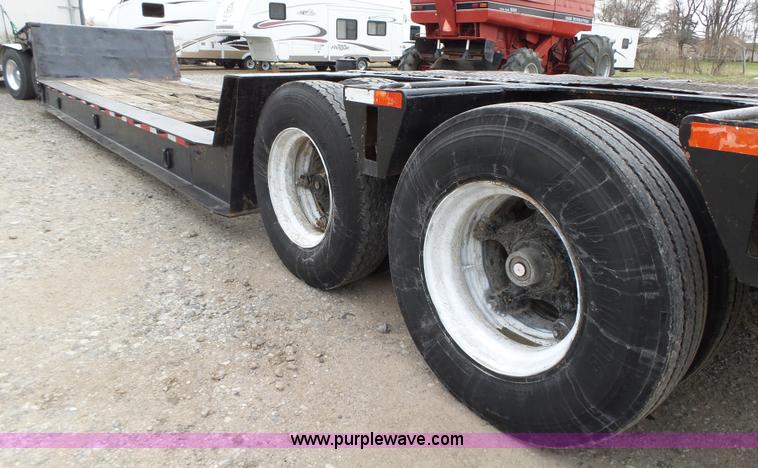 image for item L5629 1974 Contract-mfg equipment trailer